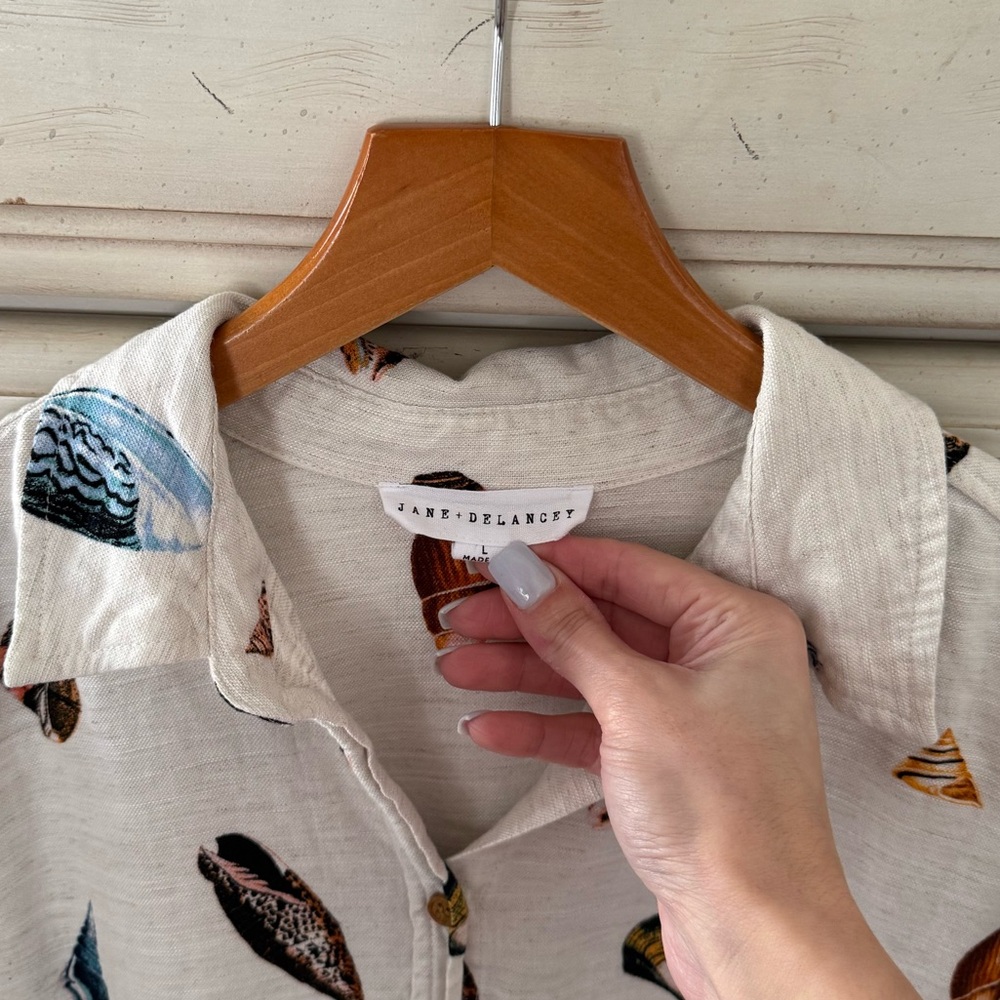 Sea Shells Linen Beach Boho Button Shirt - Picture 4 of 5